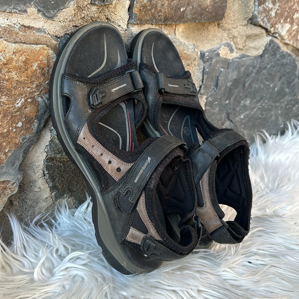 ECCO Black Sport Sandals size 42 (8.5) - Picture 4 of 8